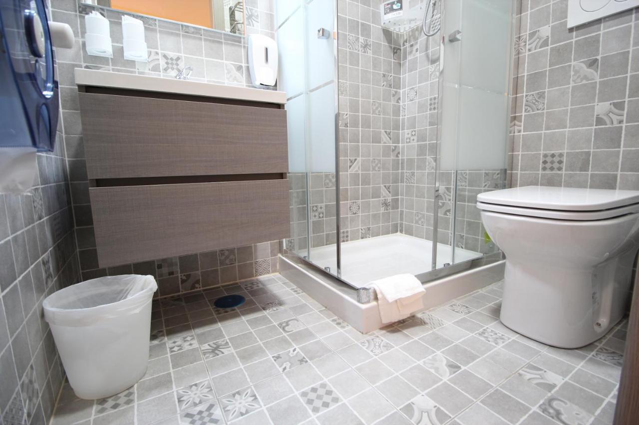 Quest House Lihong 2* Rom